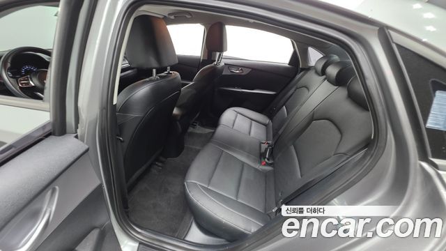 Kia K3 2022 — photo 16