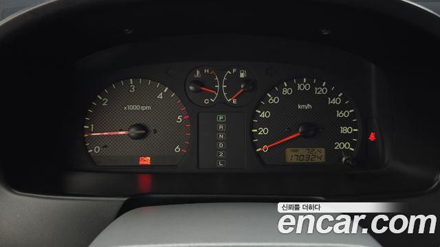 Hyundai Terracan 2004 — photo 8