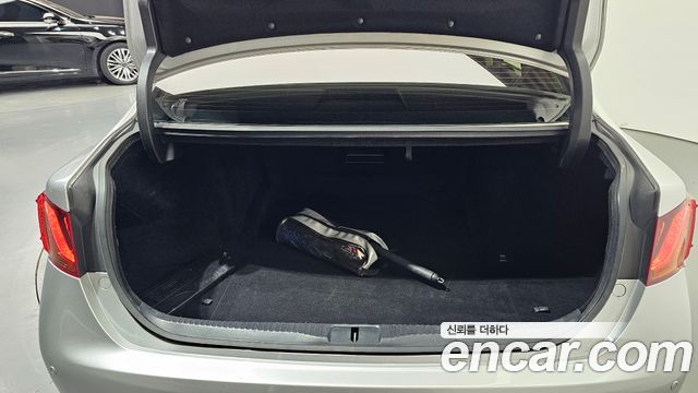 Lexus GS 2013 — photo 26