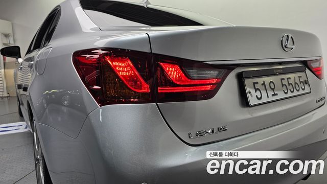Lexus GS 2013 — photo 9