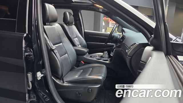 Jeep Cherokee 2021 — photo 17