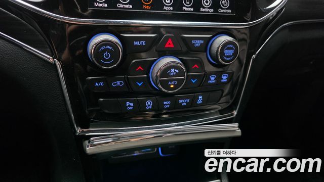 Jeep Cherokee 2021 — photo 24