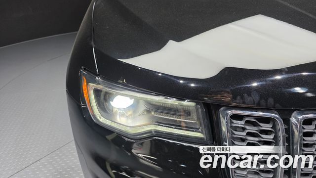 Jeep Cherokee 2021 — photo 8
