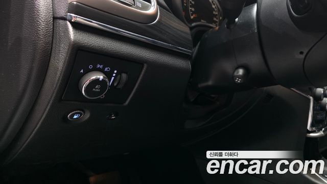 Jeep Cherokee 2021 — photo 29