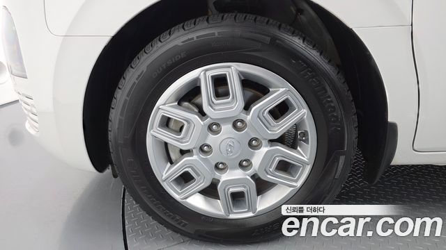 Hyundai Staria 2022 — photo 5