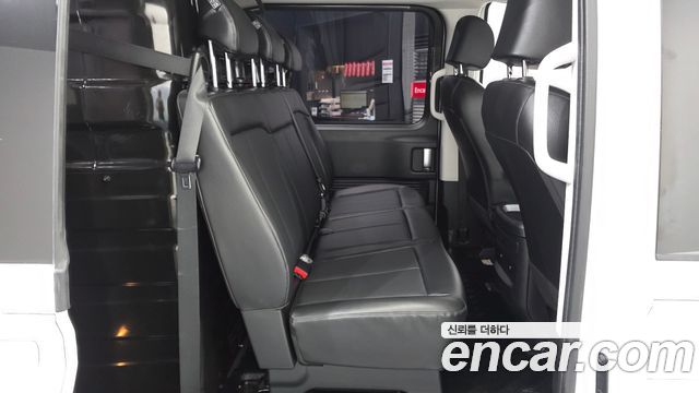 Hyundai Staria 2022 — photo 18