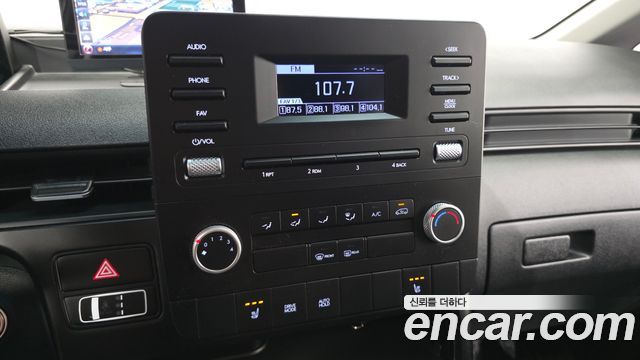Hyundai Staria 2022 — photo 20