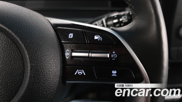 Hyundai Staria 2022 — photo 23