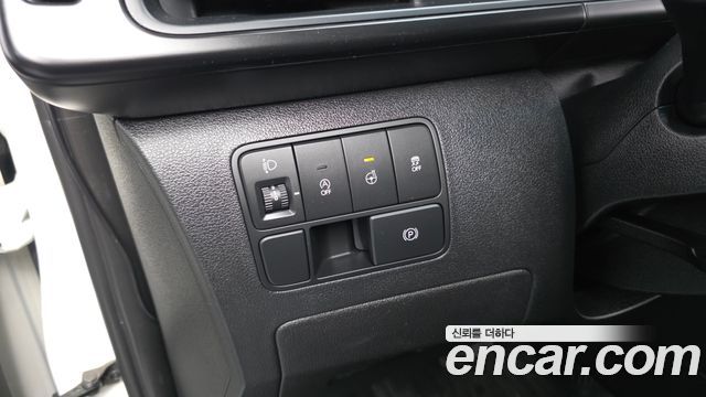 Hyundai Staria 2022 — photo 28