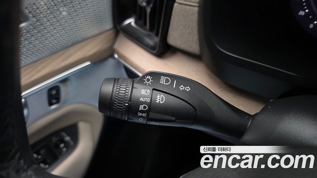 Volvo XC90 2025 — photo 26