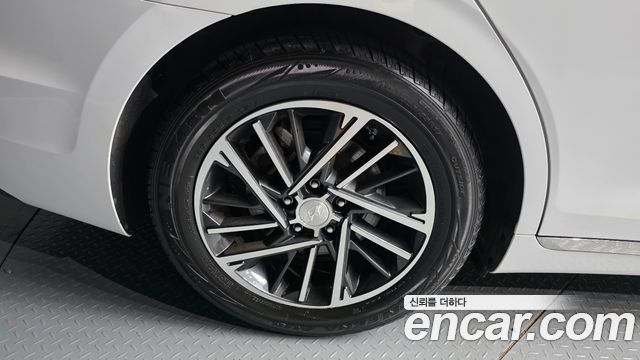 Hyundai Grandeur 2022 — photo 5