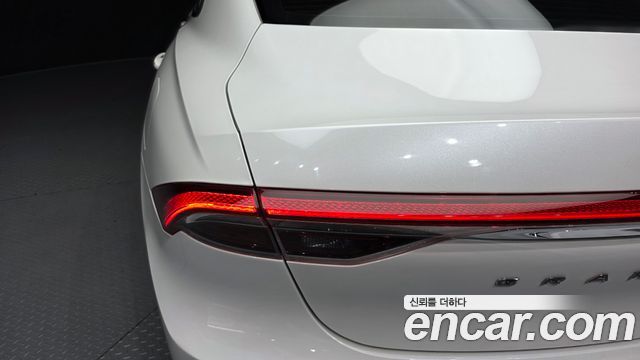 Hyundai Grandeur 2022 — photo 9