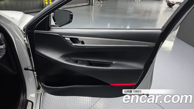 Hyundai Grandeur 2022 — photo 15