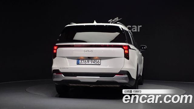 Kia Canival 2025 — photo 4