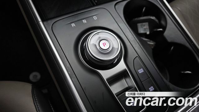 Kia Canival 2025 — photo 12