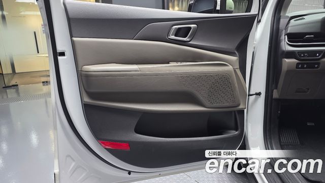 Kia Canival 2025 — photo 14