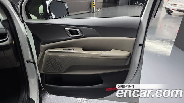 Kia Canival 2025 — photo 15