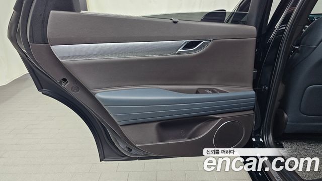 Genesis G80 2021 — photo 15