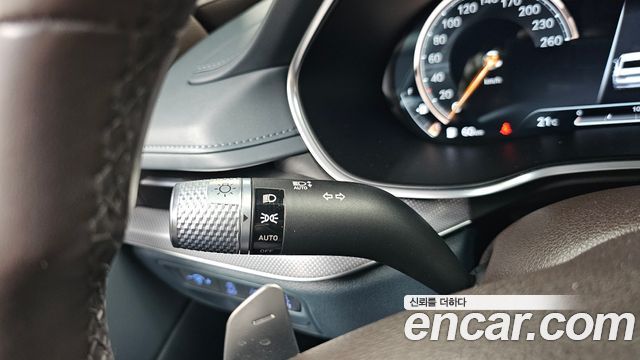 Genesis G80 2021 — photo 30