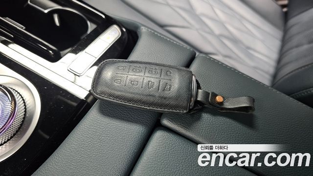 Genesis G80 2021 — photo 32