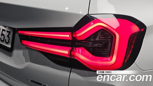 BMW X3 2022 — photo 9