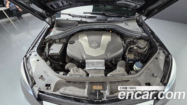 Mercedes-Benz GLE-Class 2017 — photo 6
