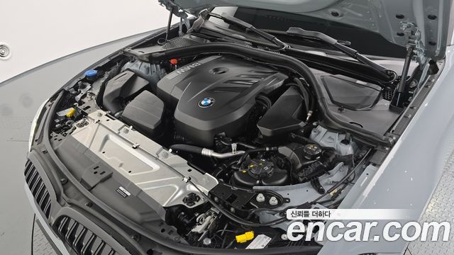 BMW 3-Series 2025 — photo 6