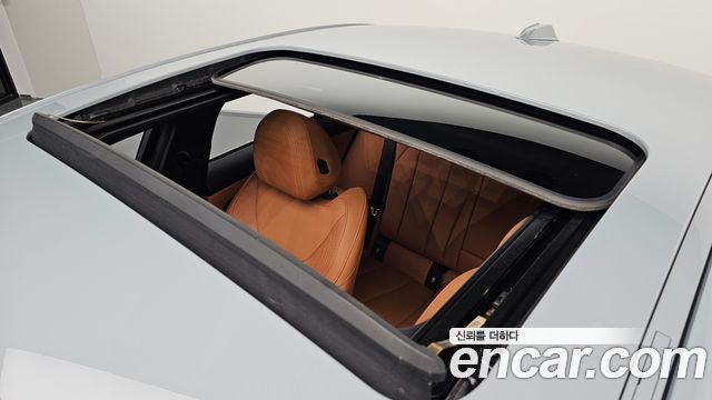 BMW 3-Series 2025 — photo 29