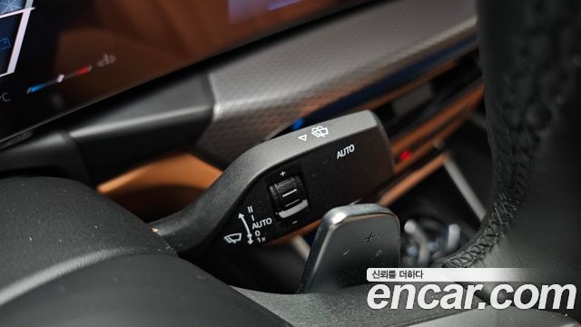 BMW 3-Series 2025 — photo 33