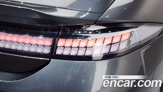 Hyundai Ioniq6 2025 — photo 9