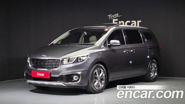 Kia Canival 2017 — photo 1