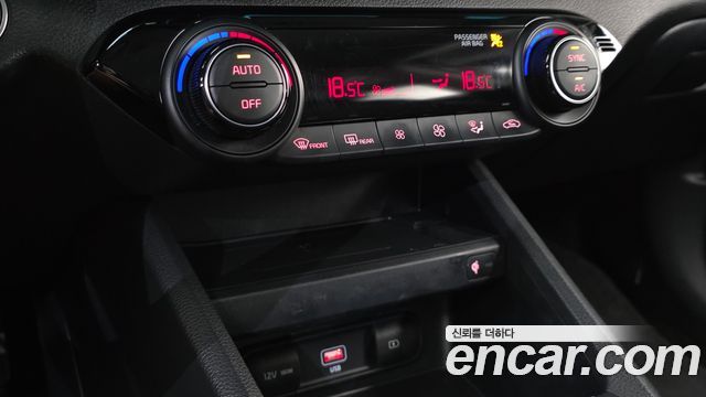 Kia K3 2022 — photo 16