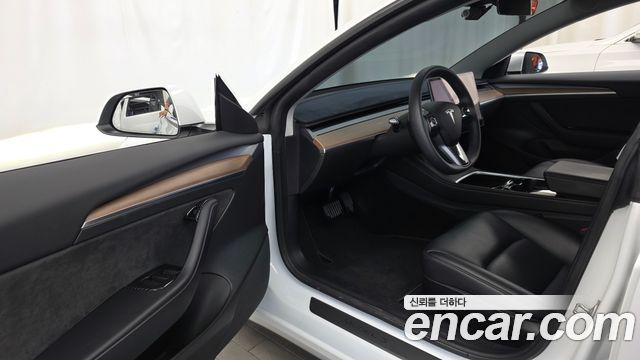 Tesla Model 3 2022 — photo 13