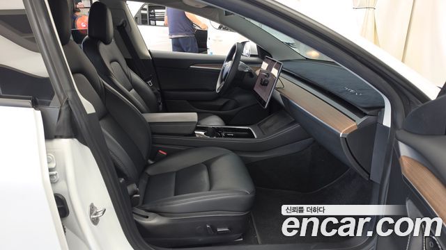 Tesla Model 3 2022 — photo 16