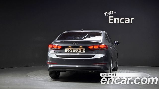 Hyundai AVANTE 2018 — photo 4