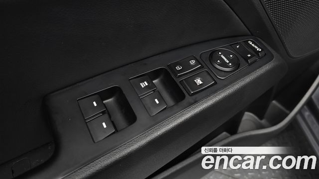 Hyundai AVANTE 2018 — photo 27