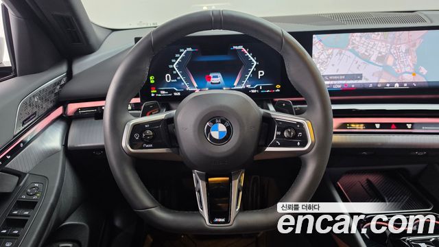 BMW 5-Series 2025 — photo 20