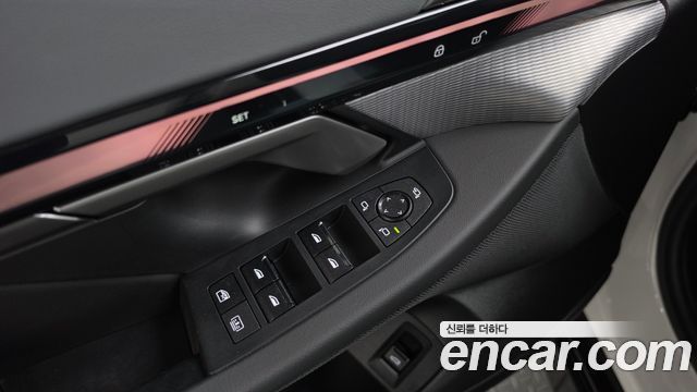 BMW 5-Series 2025 — photo 29
