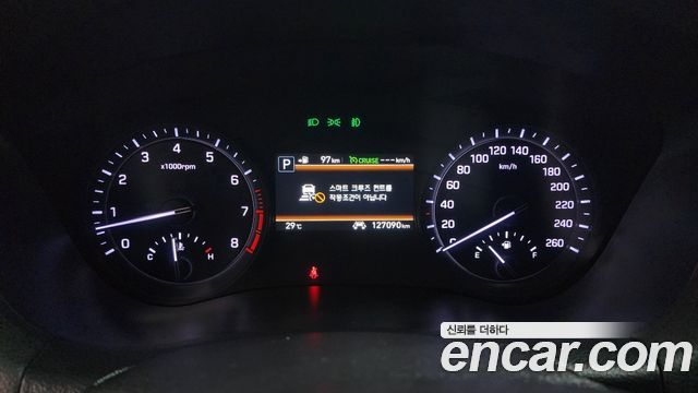 Genesis G80 2018 — photo 11