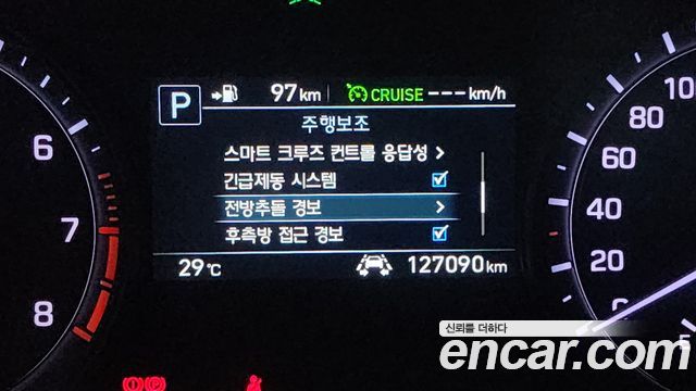 Genesis G80 2018 — photo 23