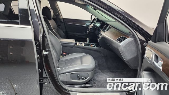 Genesis G80 2018 — photo 16