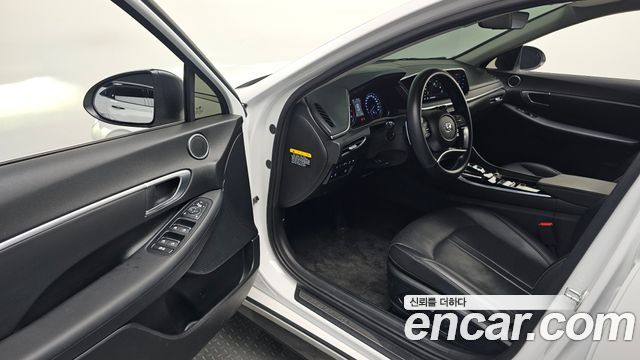 Hyundai Sonata 2020 — photo 13