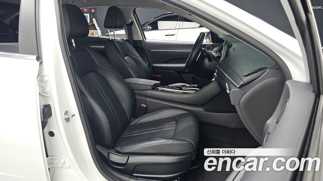 Hyundai Sonata 2020 — photo 16