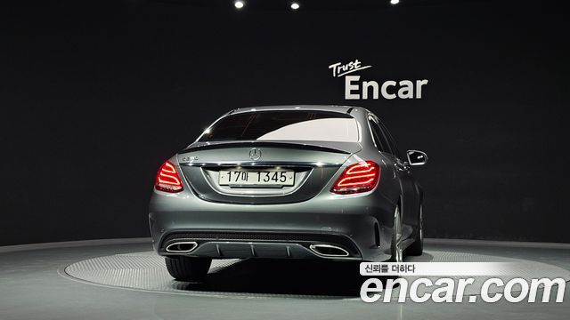 Mercedes-Benz C-Class 2017 — photo 4