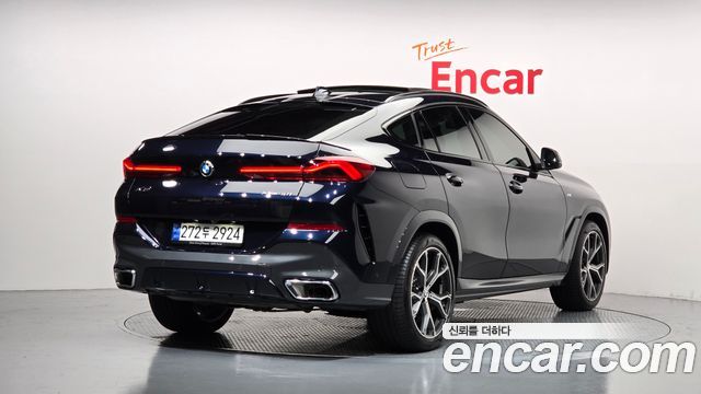 BMW X6 2023 — photo 2