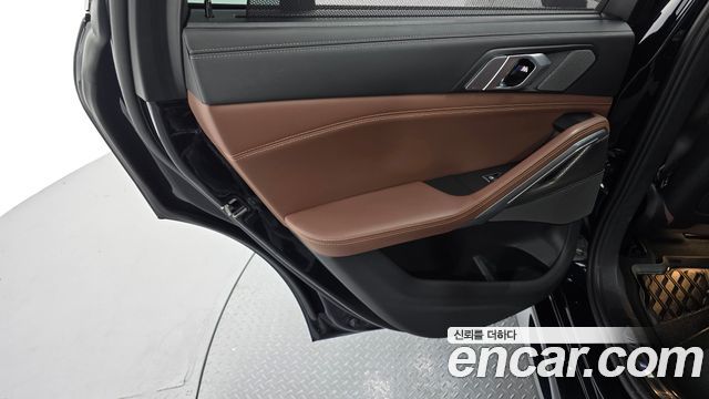 BMW X6 2023 — photo 15