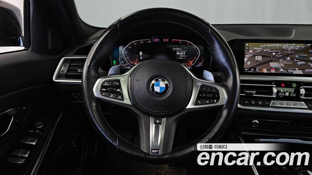 BMW 3-Series 2021 — photo 19