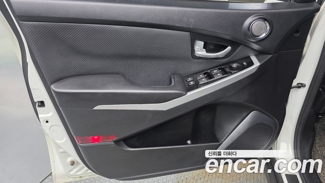 KG Mobility KORANDO 2017 — photo 14