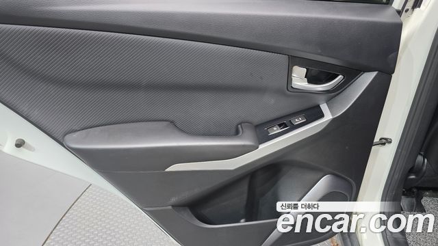 KG Mobility KORANDO 2017 — photo 15