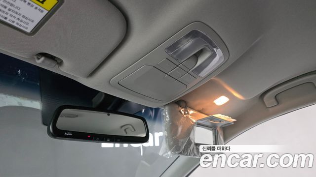 KG Mobility KORANDO 2017 — photo 27
